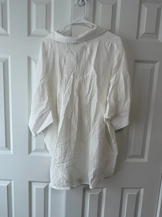 Umgee Cream Oversized Short-Sleeve Button-Up Shirt - Picture 3 of 3